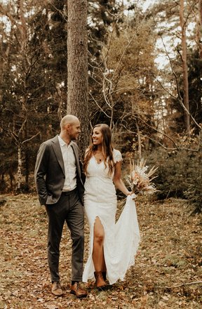Fotograf Louise Landgren, bryllupsfotografering i skov